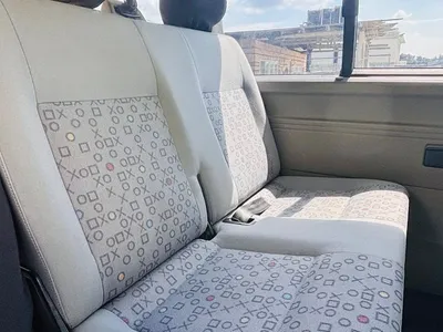 Задна седалка преди и след