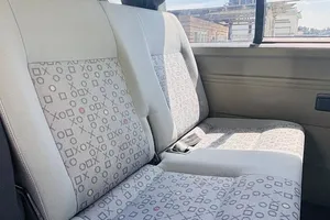 Задна седалка преди и след